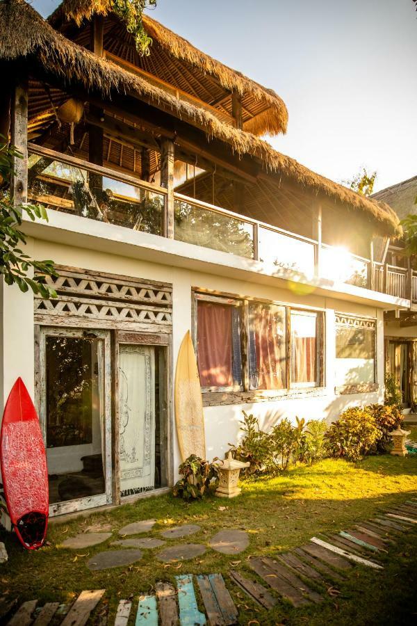 Vertical House Bali 울루와뚜 외부 사진